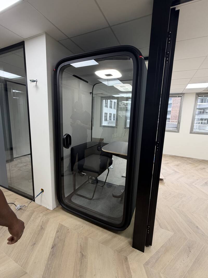 Bureaux, local professionnel Montreuil (93100) - 13&nbsp;m² - 495&nbsp;&euro;