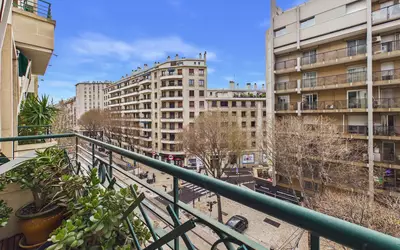 Marseille 6E (13006) Place Castellane