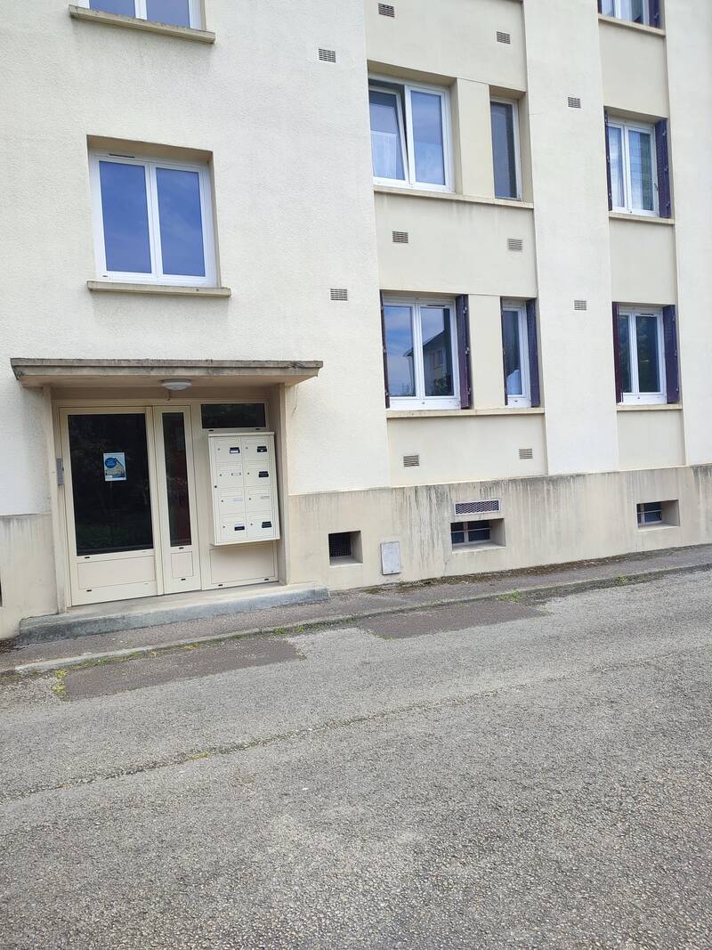 Troyes (10000)