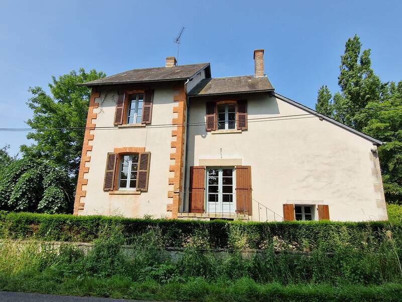 Dornes (58390)