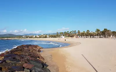 Fréjus (83600)