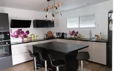Familiale Neuve Avec Piscine