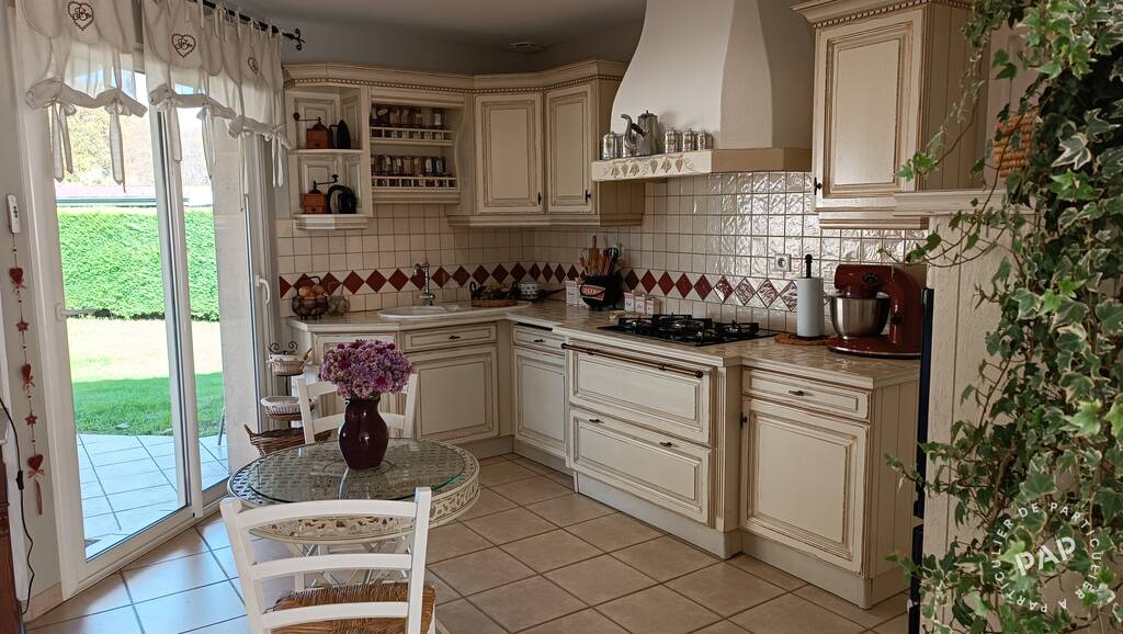 Vente maison 130 m² Gauriaguet (33240) - 130 m² - 289.900 € | Particulier à Particulier — 3