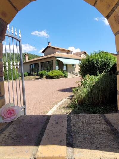 Location maison 4 pièces Saint-Cyr-les-Vignes (42210)