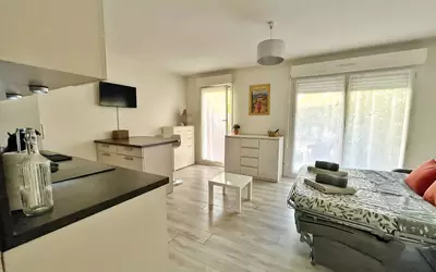 Cannes (06150)