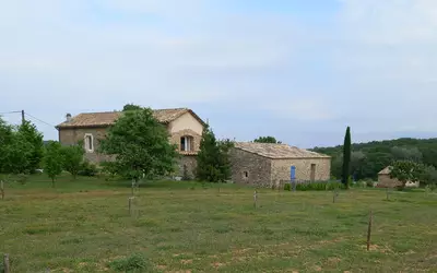 À 15 Min D'uzès