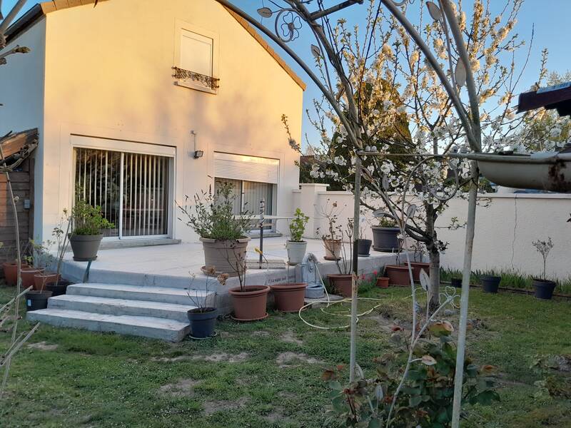 Bois-Le-Roi (77590)