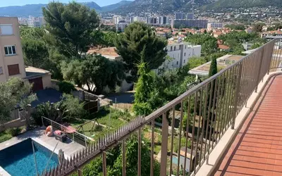 Toulon (83000)