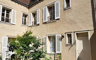 Chartres (28000)