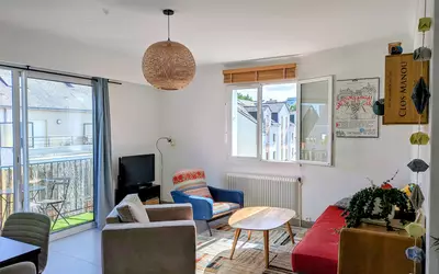 Nantes (44000)