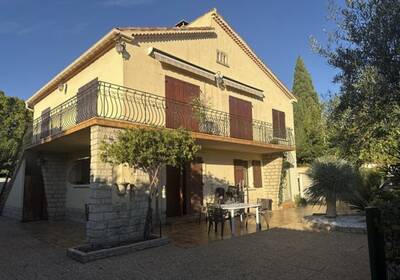Vente maison 6 pièces Morières-lès-Avignon (84310)
