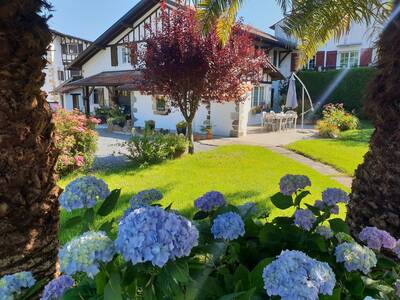 Location appartement 4 pièces Saint-Pée-sur-Nivelle (64310)