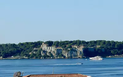 Cannes (06150)