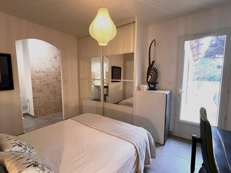 Pernes-Les-Fontaines (84210)