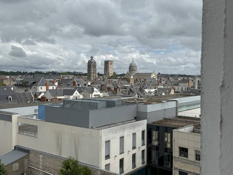 Tours (37000)