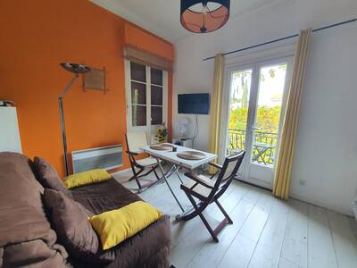 Location appartement 2 pièces Saint-Laurent-du-Var (06700)
