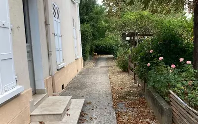 Bois-Colombes (92270)