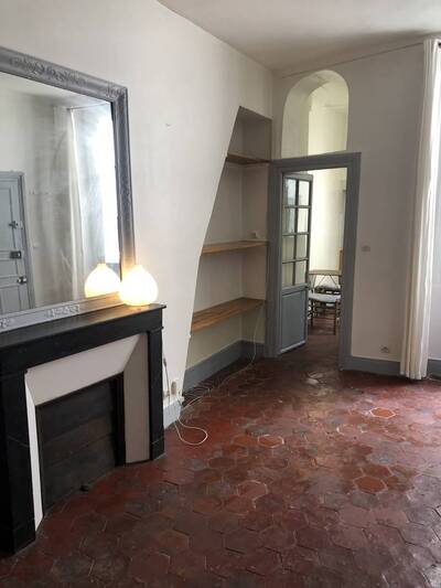 Location appartement studio Paris 7e