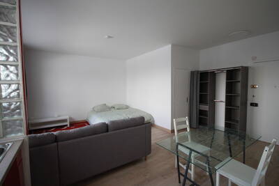 Location appartement studio Paris 18e