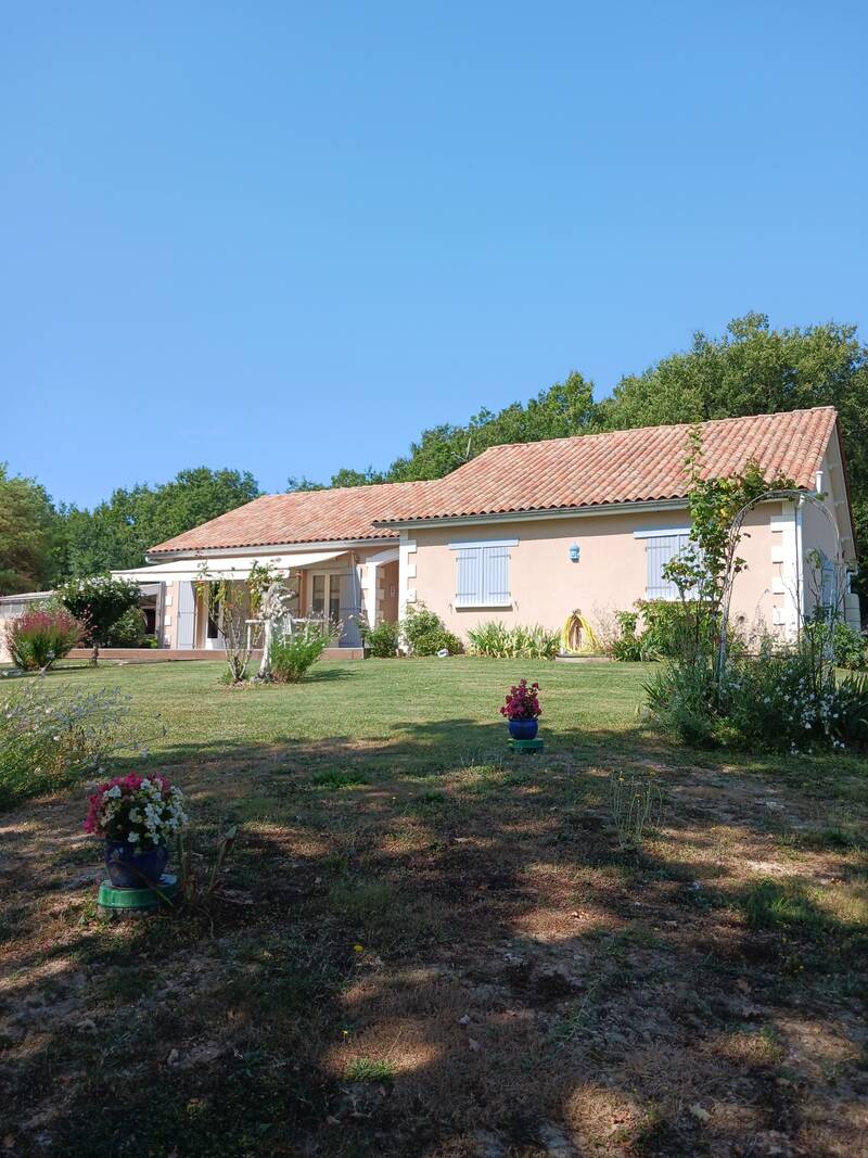 Bourg-Des-Maisons (24320)
