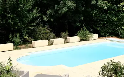 Saint-Denis-Lès-Bourg (01000)