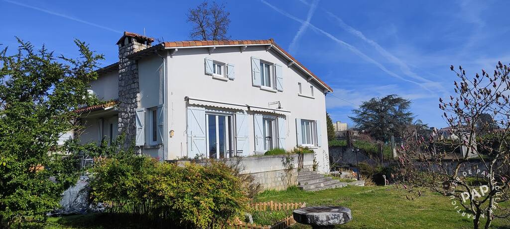 Maison 218&nbsp;m²