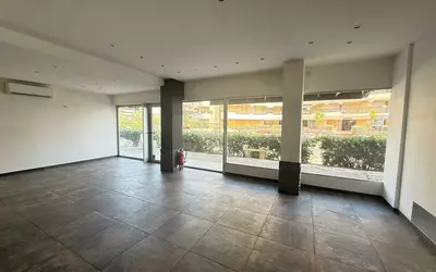 Fréjus (83600)