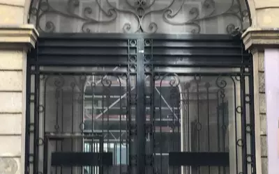 Paris 8E