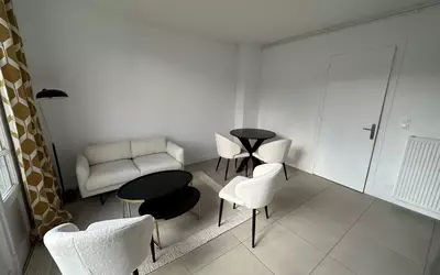 Melun (77000)