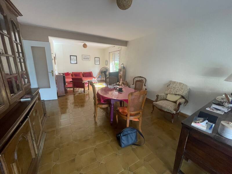Sanary-Sur-Mer (83110)