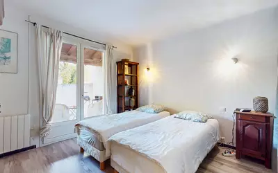 Maison 4 pièces 104 m² · à Châteauneuf-de-Gadagne · 104 m² · 335 000 €