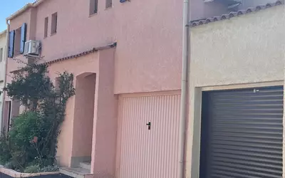 Fréjus (83600)