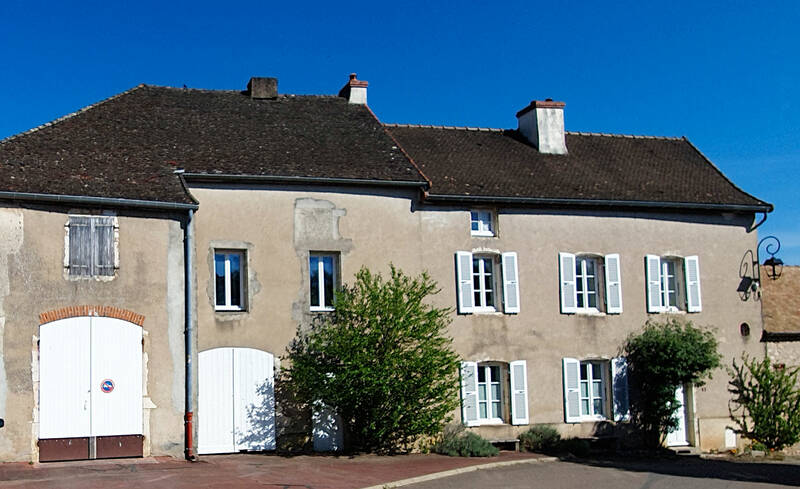 & Gîtes - Saint-Martin-Sous-Montaigu (71640)