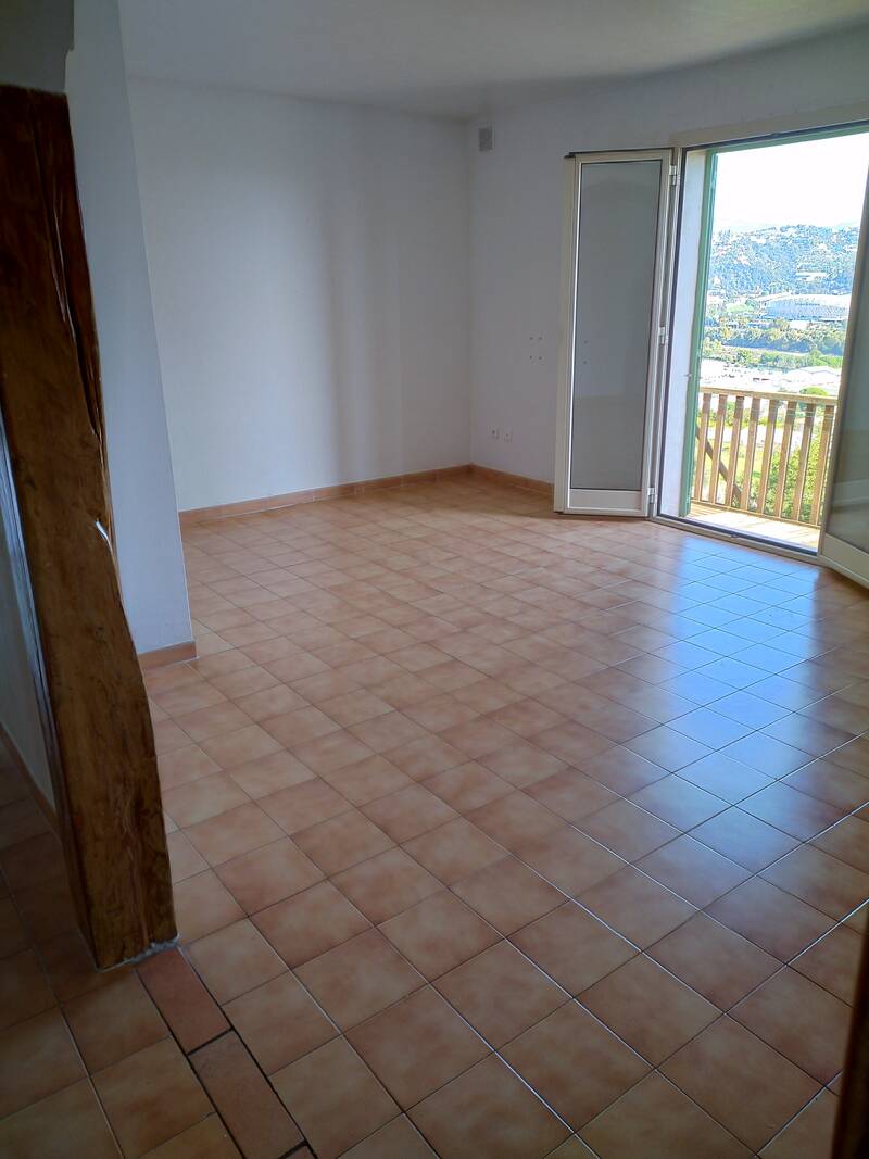 Saint-Laurent-Du-Var (06700)