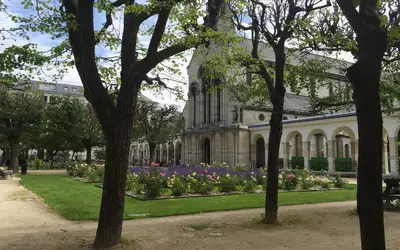 Issy-Les-Moulineaux (92130)