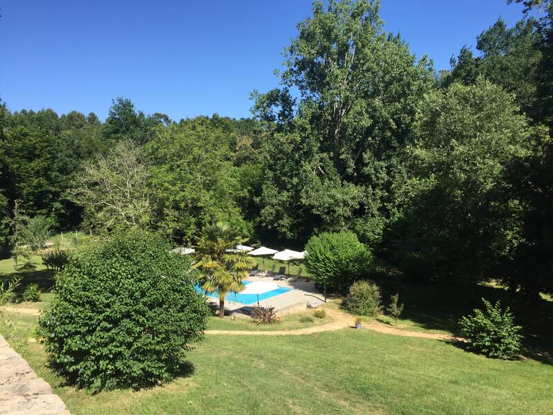 Domaine 2 Maisons + 5 Gites 495 M2