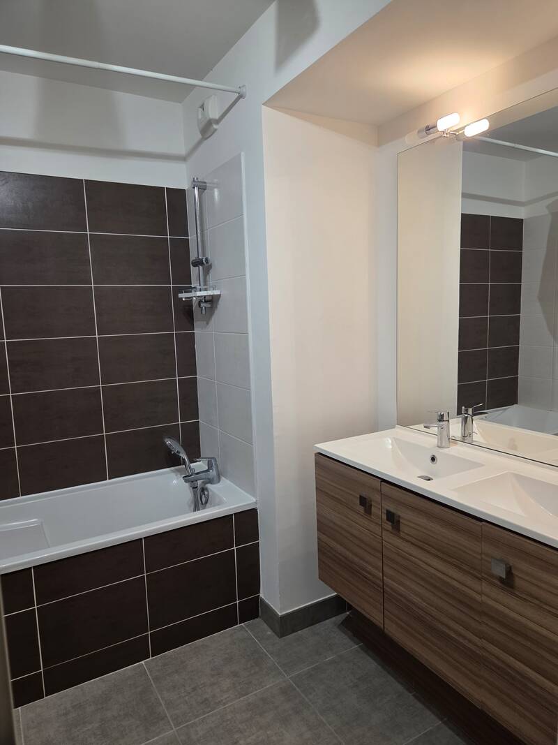 Castries (34160)