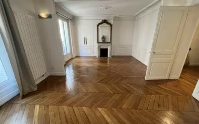 Paris 17E