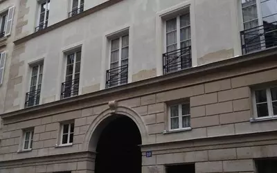 Paris 9E