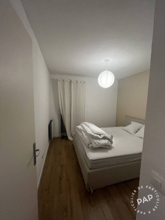 Location immobilier 890&nbsp;&euro; Neuville-Sur-Saône (69250)