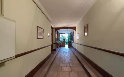 De Caractère  De 1860 240 M² + Grange Et Jardin Clos - Saint-Amand-Montrond (182