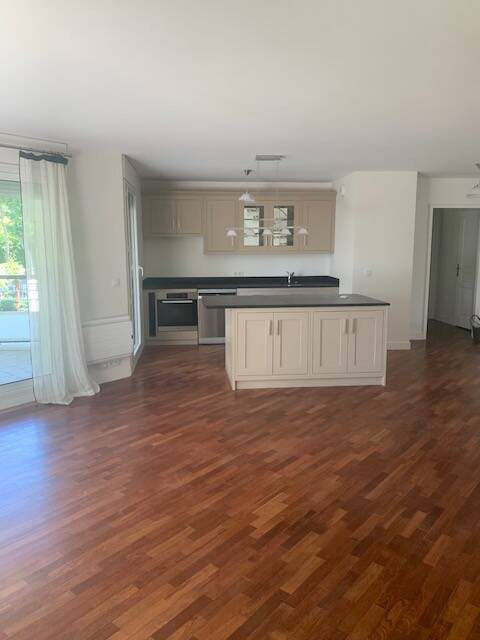 Neuilly-Sur-Seine (92200)