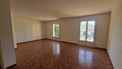 Location appartement 4 pièces Salon-de-Provence (13300)