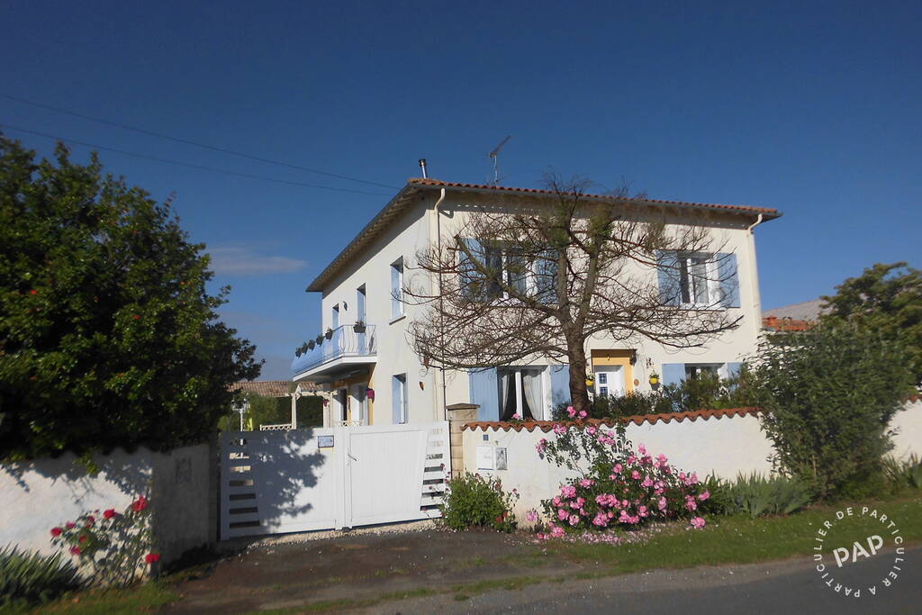 Vente maison 218 m² Meursac (17120)