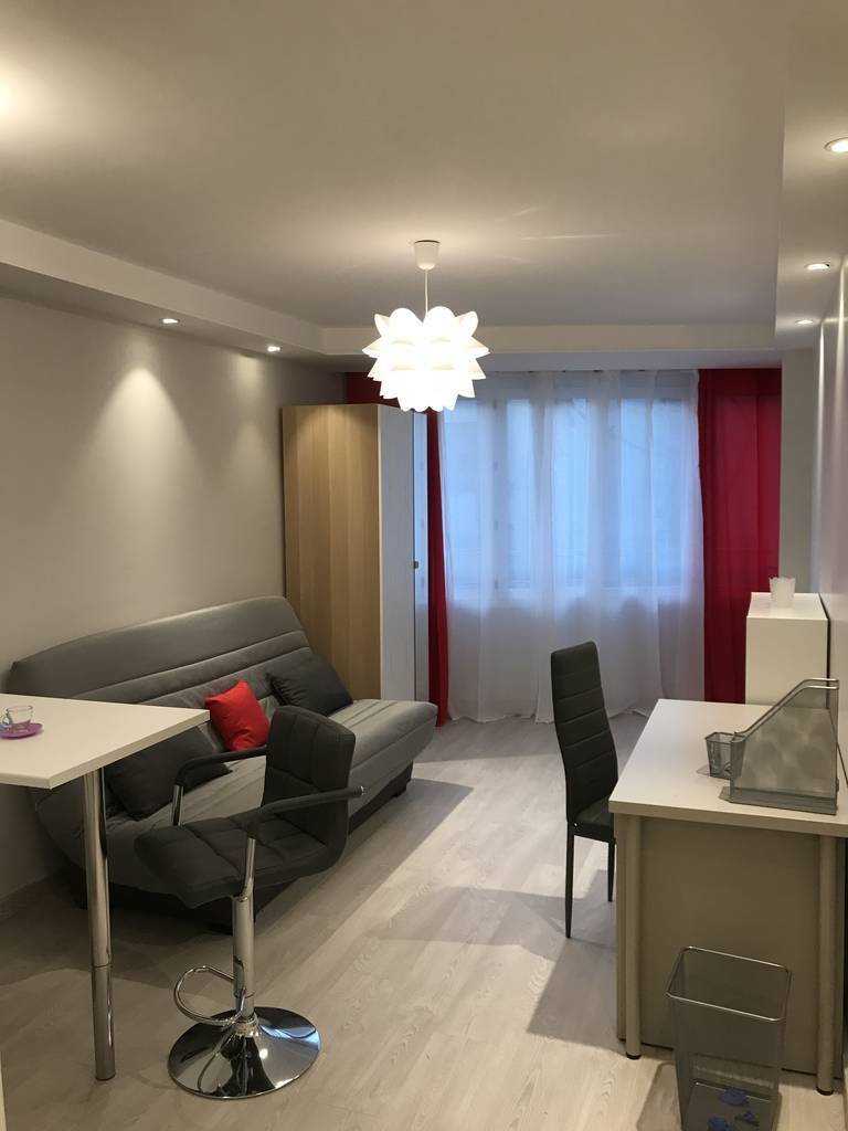 Les Lilas (93260)
