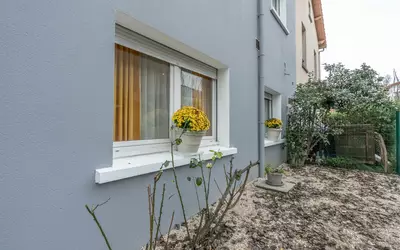 - Maison De Ville