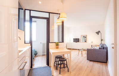 Location appartement studio Paris 20e
