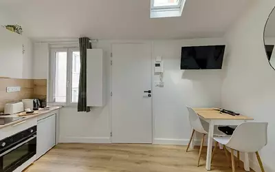 Nantes (44000)