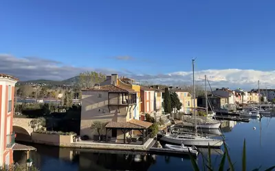Grimaud (83310)