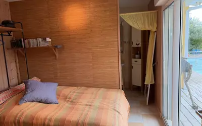 Charron (17230)